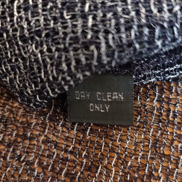 Mesh Button Back Boatneck Long Sleeve Blouse - Picture 5 of 7